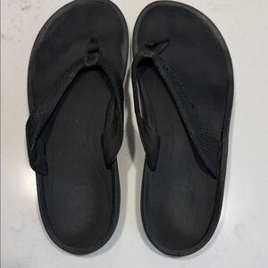 OluKai Black Sandals Flipflops